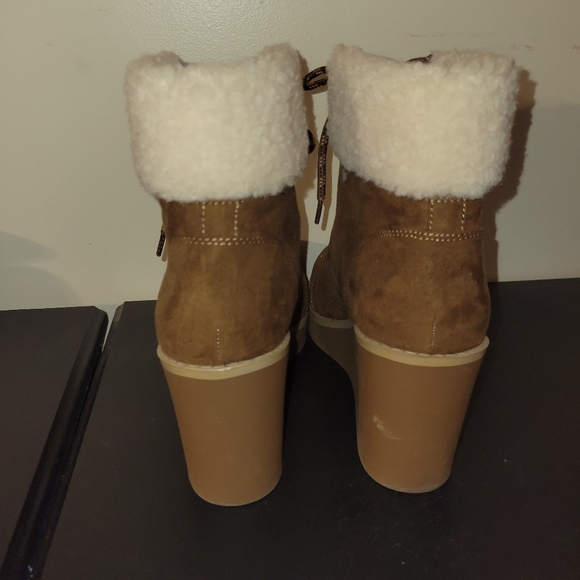 Cute wedge boots - Picture 5 of 5